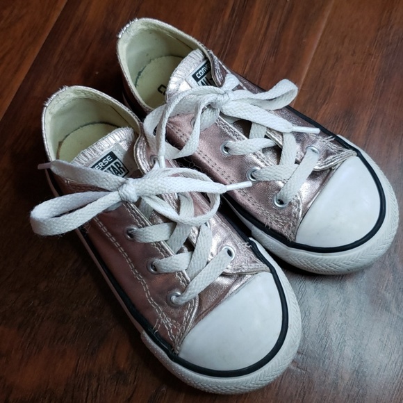 kids rose gold converse